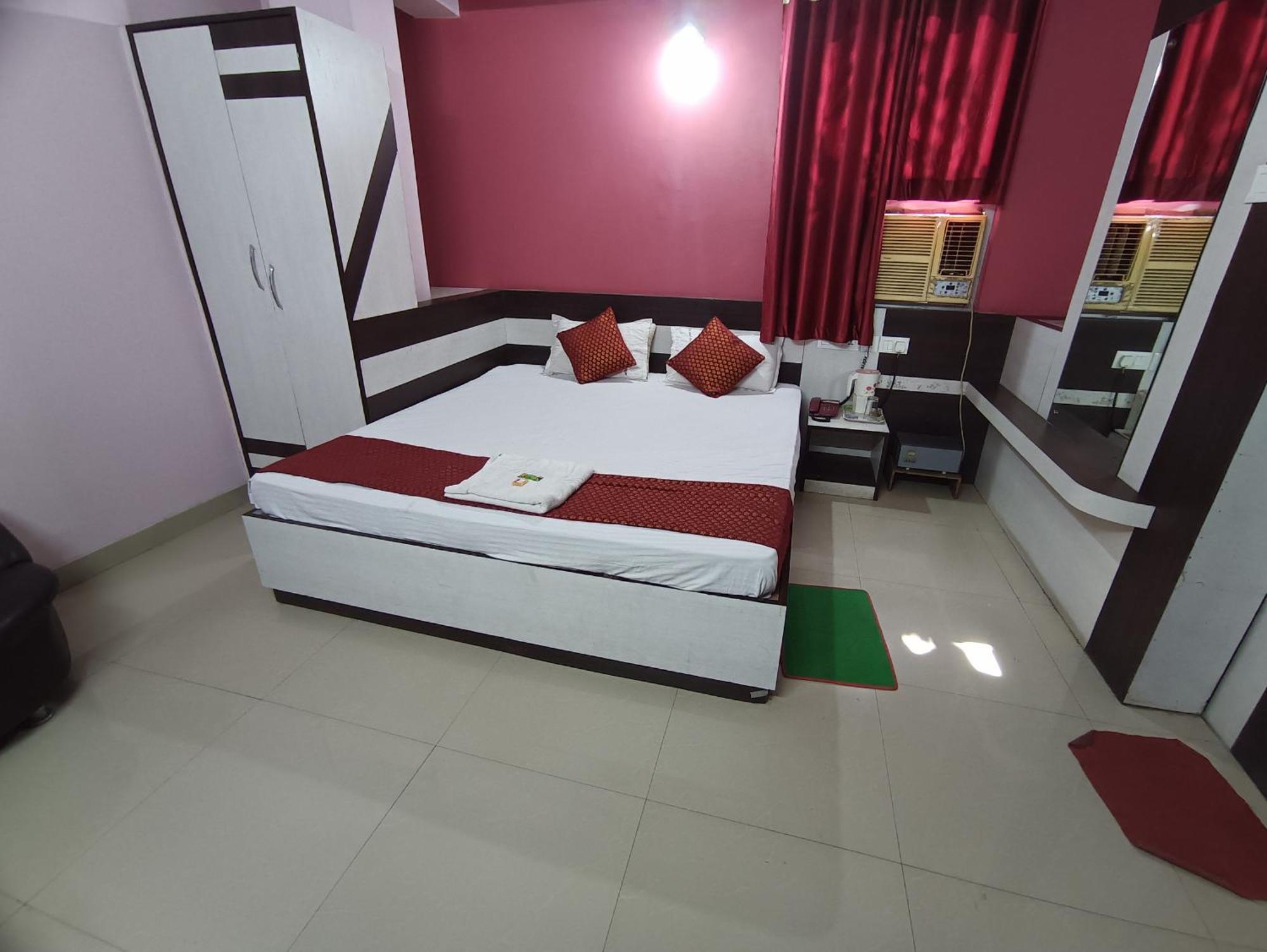 Hotel Viraat Inn Gaya Exterior photo