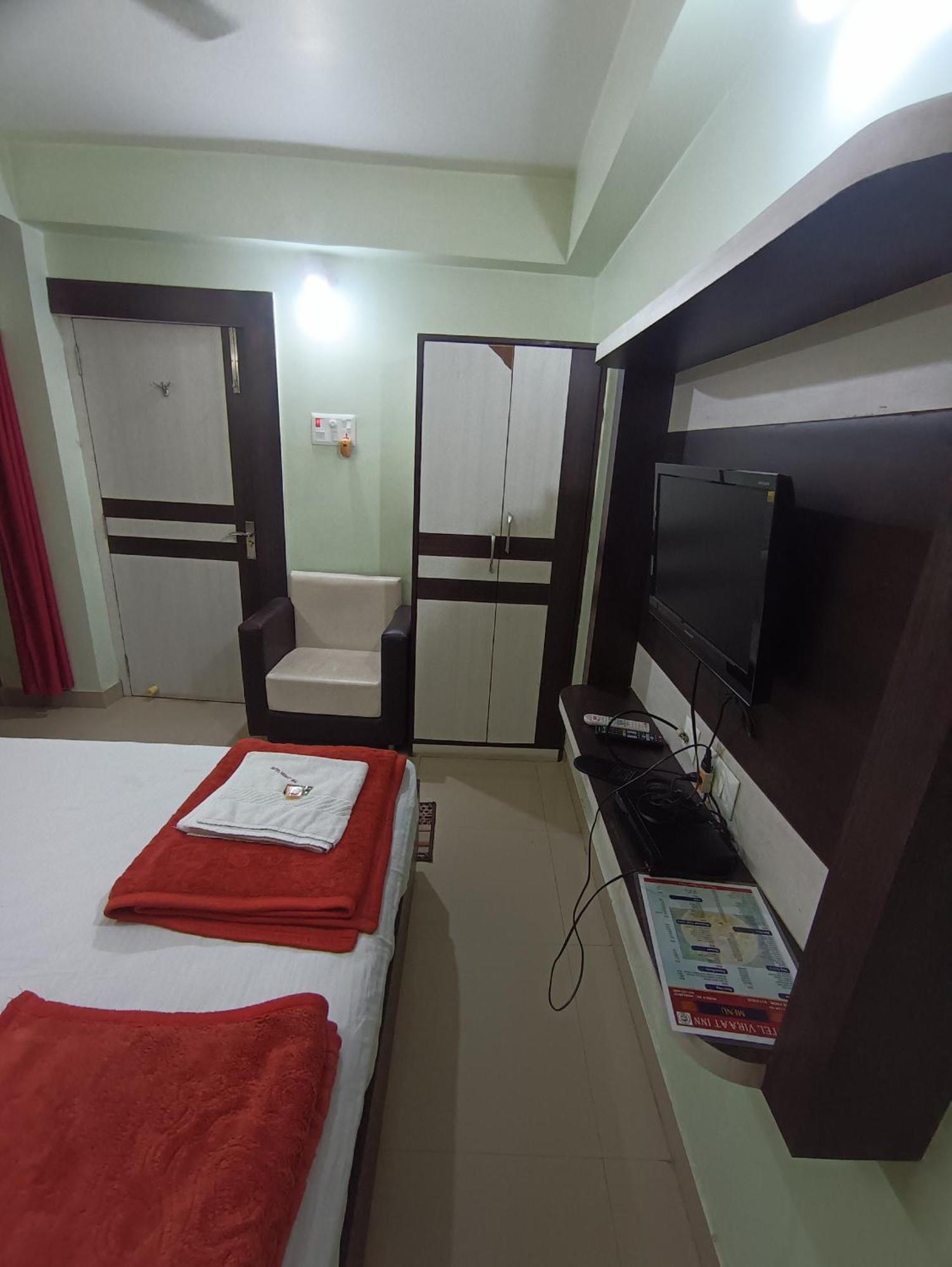 Hotel Viraat Inn Gaya Exterior photo