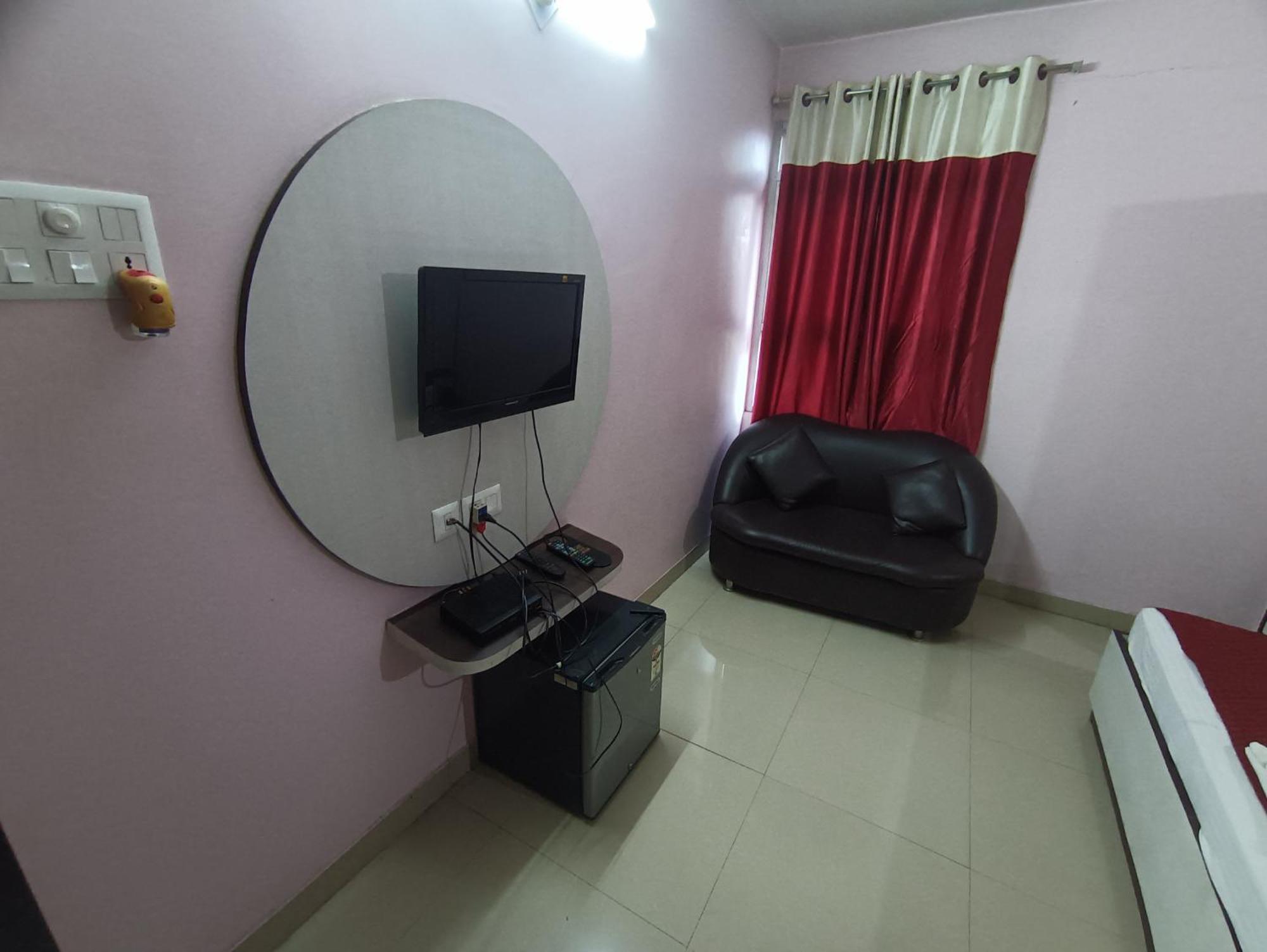 Hotel Viraat Inn Gaya Exterior photo